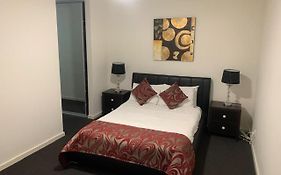 Rnr Serviced Apartments Adelaide - Wakefield St